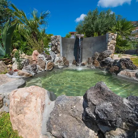 Sorgeto Garden Bed & Breakfast
