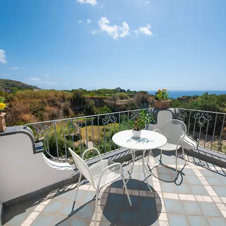ベッド・アンド・ブレックファスト Sorgeto Garden Forio di Ischia