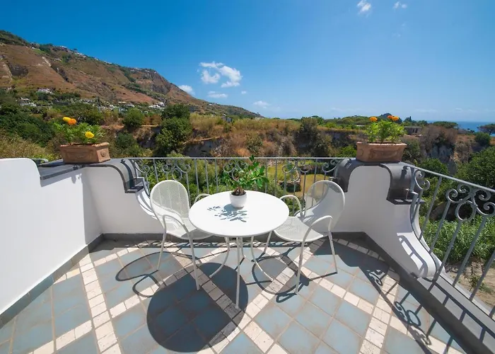 ベッド・アンド・ブレックファスト Sorgeto Garden Forio di Ischia