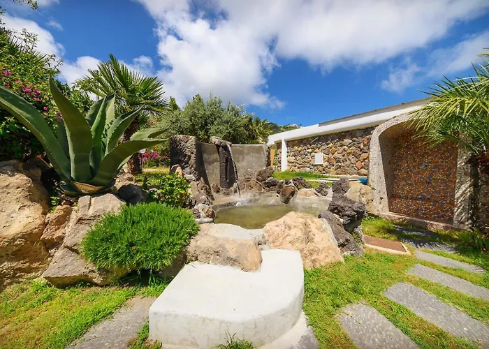 ベッド・アンド・ブレックファスト Sorgeto Garden Forio di Ischia