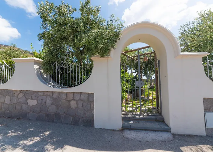 ベッド・アンド・ブレックファスト Sorgeto Garden